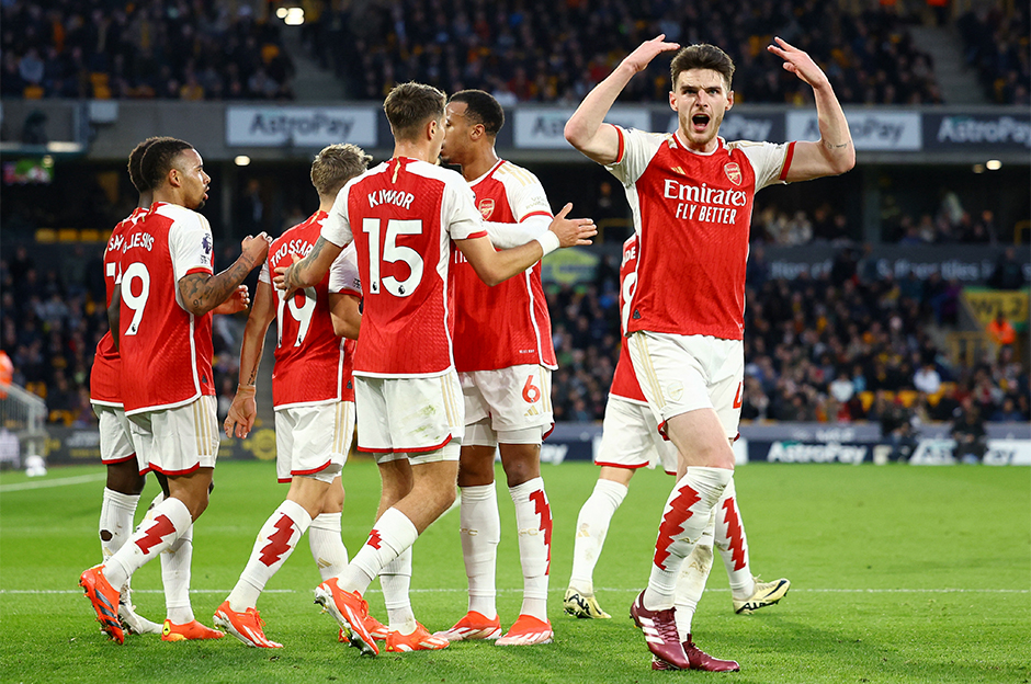 Arsenal 2 golle kazandı, maç fazlasıyla liderliğe yükseldi