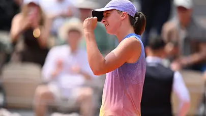 Fransa Açık'ta Iga Swiatek yarı finale çıktı