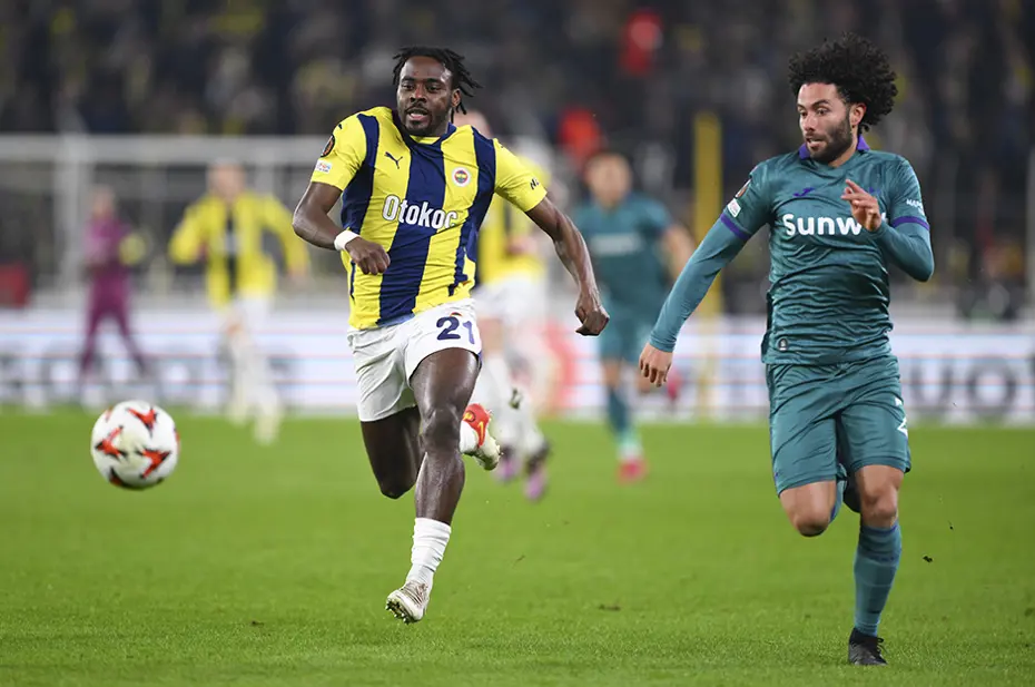 Ve Osayi-Samuel, Fenerbahçe kararını verdi: Herkesi ters köşe yaptı - 3 Ve Osayi-Samuel, Fenerbahçe kararını verdi: Herkesi ters köşe yaptı - 3