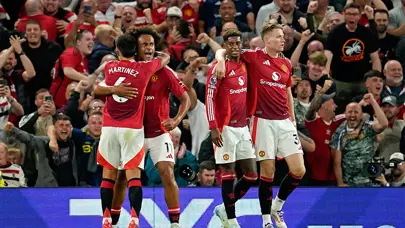Yeni transfer 3 puanı getirdi: Manchester United sezona galibiyetle başladı