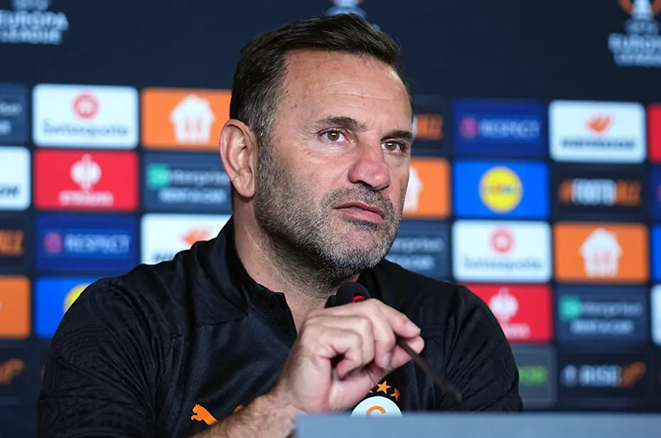 Galatasaray'da 2 ayrılık netleşti: Scout ekibi arayışlara başladı bile - 5 Galatasaray'da 2 ayrılık netleşti: Scout ekibi arayışlara başladı bile - 5