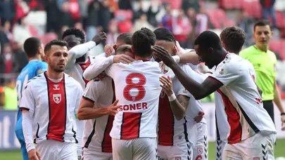 Tatilden geç dönen 4 oyuncu Trabzonspor maçında yok