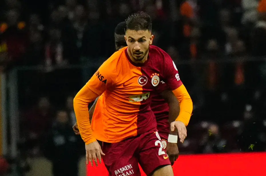 Alex de Souza, Galatasaray'ın milli futbolcusunu transfer ediyor - 3 Alex de Souza, Galatasaray'ın milli futbolcusunu transfer ediyor - 3