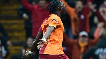 Derrick Köhn'den Werder Bremen için açıklama: Opsiyon kullanılacak mı?