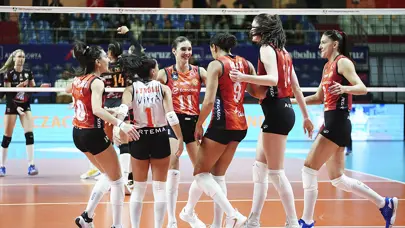 Eczacıbaşı set vermeden kazandı