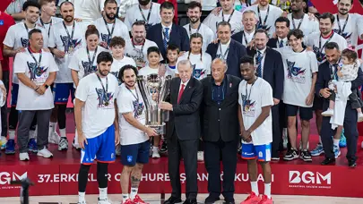 37. Cumhurbaşkanlığı Kupası Anadolu Efes'in