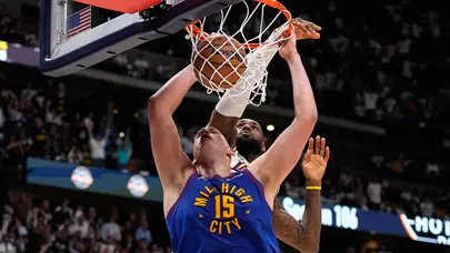 Serinin ilk maçında Denver Nuggets, Los Angeles Lakers'ı devirdi