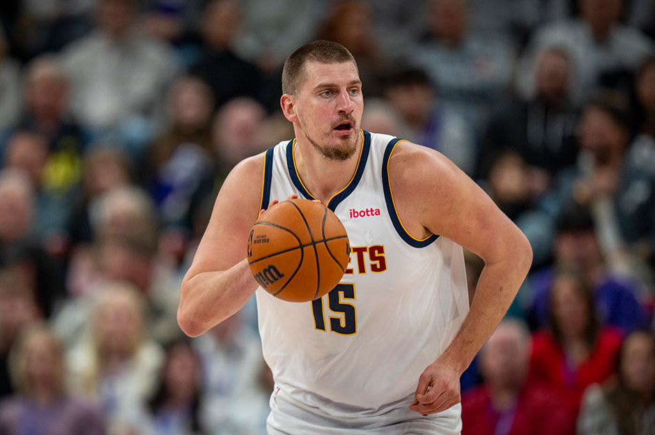 Nikola Jokic 29 dakikada "triple-double" yaptı
