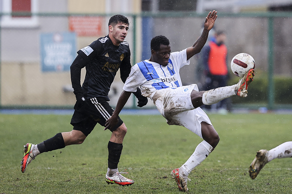 Tuzlaspor, Altay maçında 3 puanı 2 golle aldı