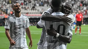Beşiktaş Tirana'yı 3 golle geçti, avantajı kaptı