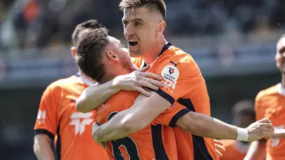Başakşehir-Gaziantep FK maçında 3 gol, 3 kırmızı kart