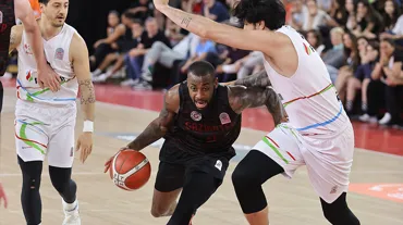 Petkimspor ateş hattından çıktı