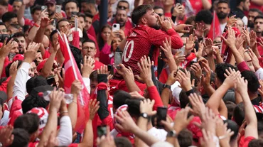 Almanya'daki Türkler, milli takımın performansıyla gurur duyuyor