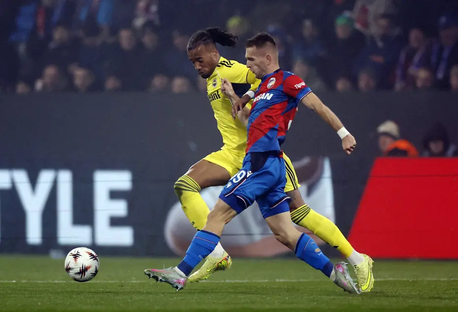 "Tam bir skandal karar" | Spor yazarları Fenerbahçe için ne dedi? - 2