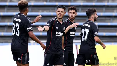 Beşiktaş hazırlık maçında beraberlikle sahadan ayrıldı