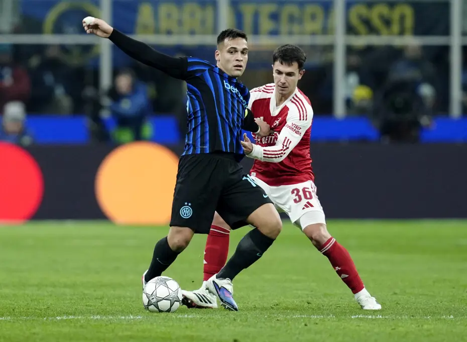 Arsenal Şampiyonlar Ligi zaferi