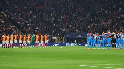 Victor Osimhen 39 gün sonra formasına kavuştu Victor Osimhen 39 gün sonra formasına kavuştu