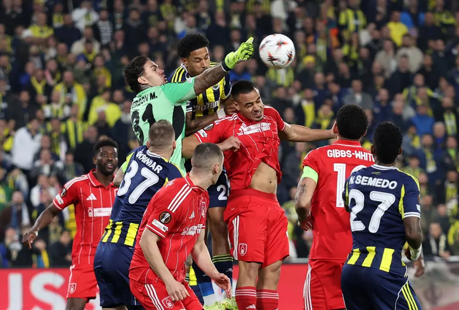 Tur şansını zora soktu: Fenerbahçe evinde şok yenilgi aldı - 3
