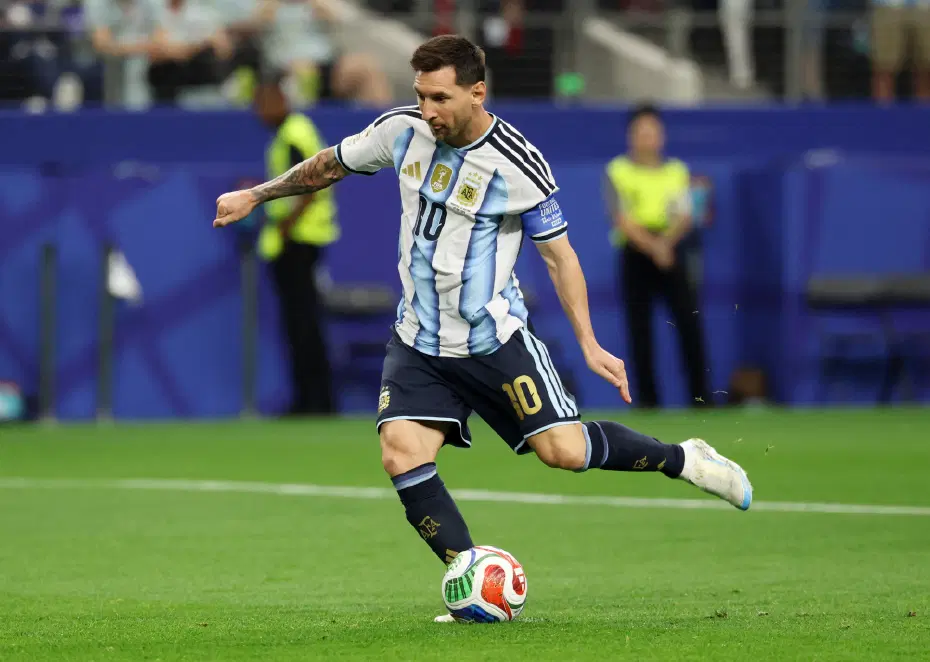 Messi rekoru kırdı: Arjantin'i bir kez daha galibiyete götürdü - 3