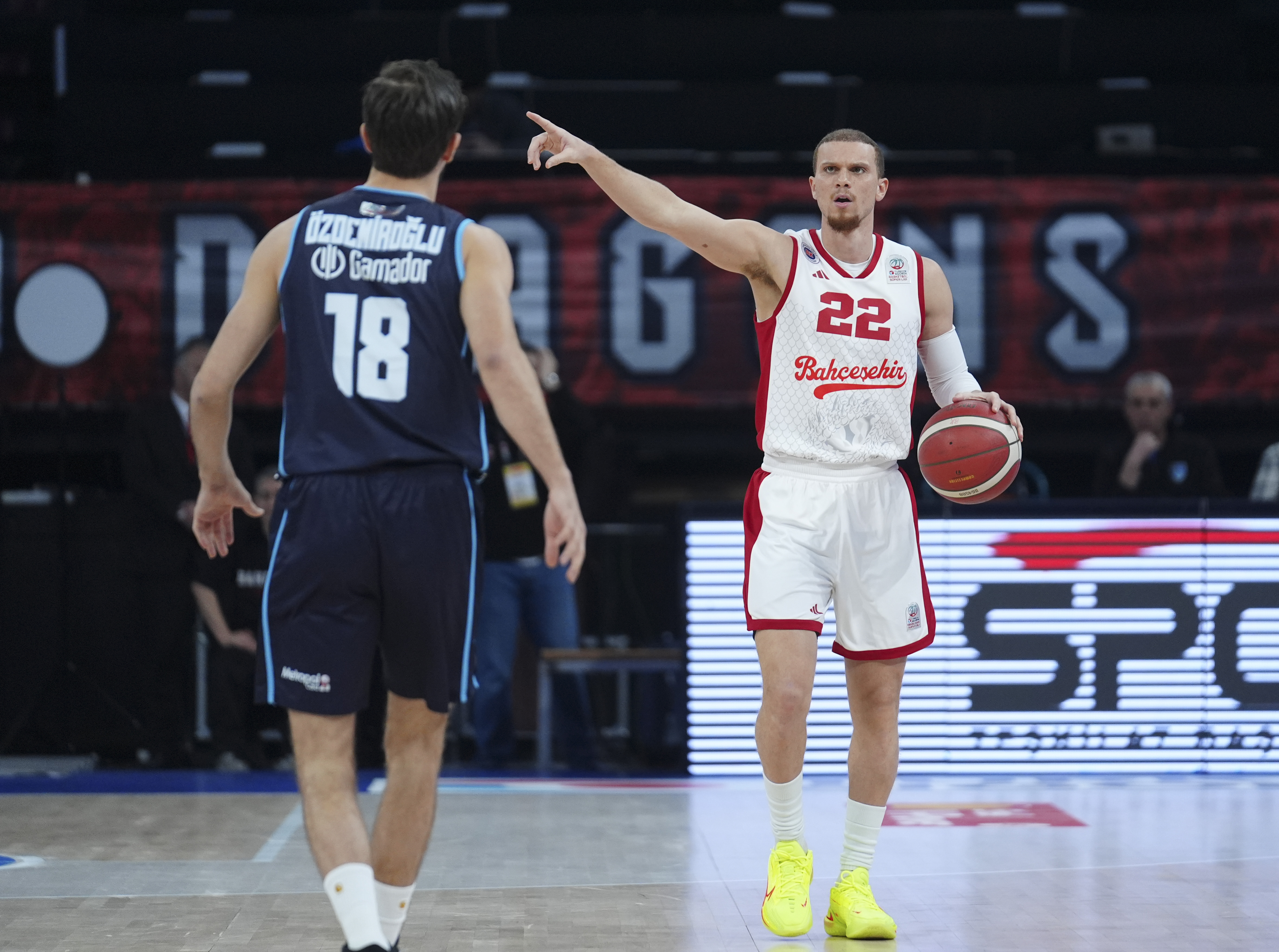 Milli Takım'ın devşirme oyuncusu olması bekleniyor: ABD'li oyuncu Türk vatandaşlığı aldı