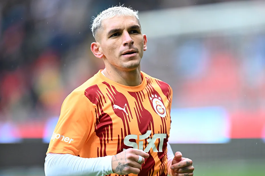 Lucas Torreira'dan ayrılık sinyali: "Ne olacağını göreceğiz" - 1 Lucas Torreira'dan ayrılık sinyali: "Ne olacağını göreceğiz" - 1