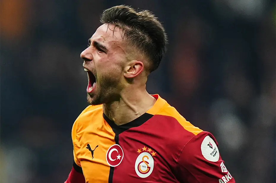 Galatasaray'da Yunus Akgün'ün kariyer sezonu - 10 Galatasaray'da Yunus Akgün'ün kariyer sezonu - 10