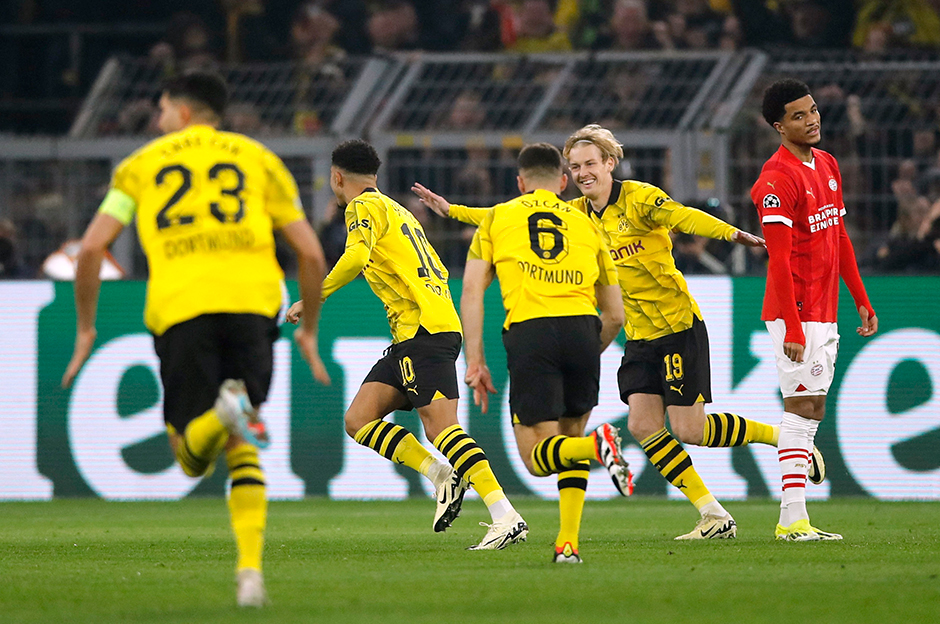 Borussia Dortmund evinde turladı
