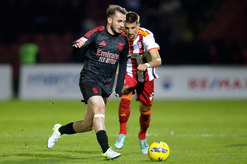 Benfica galibiyeti 90+4'te kaçırdı