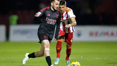 Benfica galibiyeti 90+4'te kaçırdı