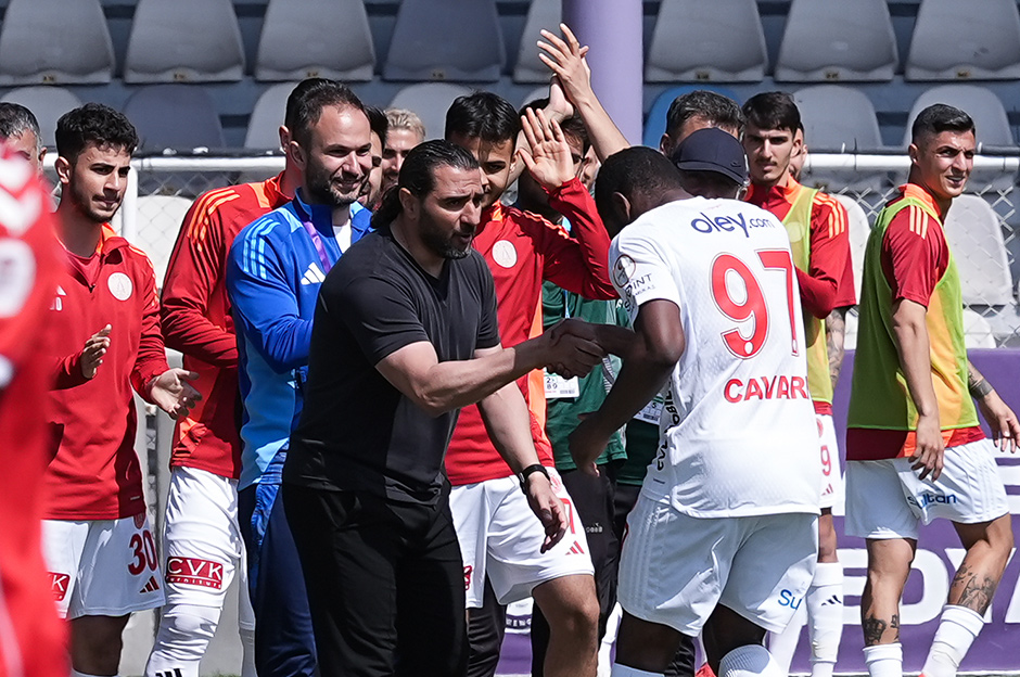 Ümraniyespor, Keçiörengücü'nü tek golle yıktı