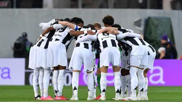 Juventus deplasmanda Roma ile berabere kaldı