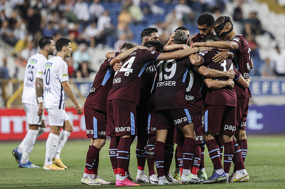 Trabzonspor, Kasımpaşa deplasmanında çok farklı: 1-5