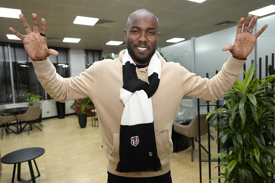 Beşiktaş'ın yeni transferi Al-Musrati, İstanbul'a geldi: İşte ilk sözleri