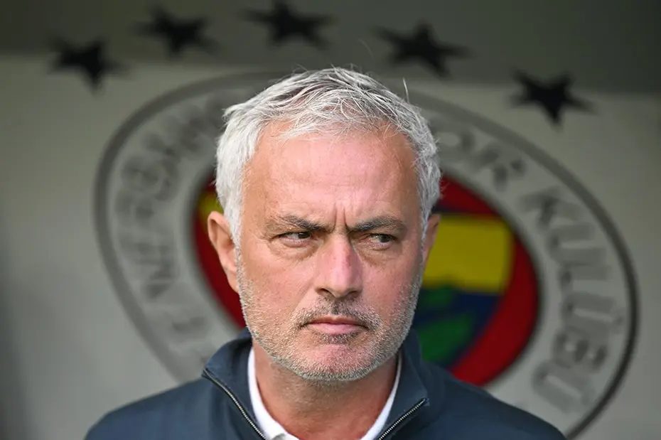 Dünya, Fenerbahçe'nin Mourinho'yu kovmasını konuşuyor: "Türkiye'de büyük bomba" - 8