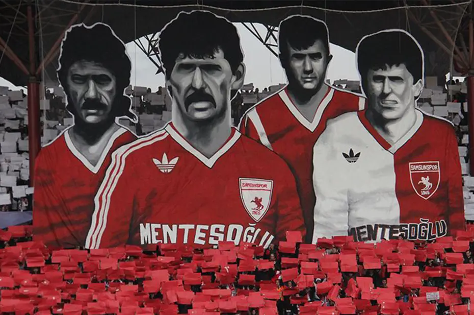 Futbol dünyasını yasa boğan trafik kazaları - 6 Futbol dünyasını yasa boğan trafik kazaları - 6