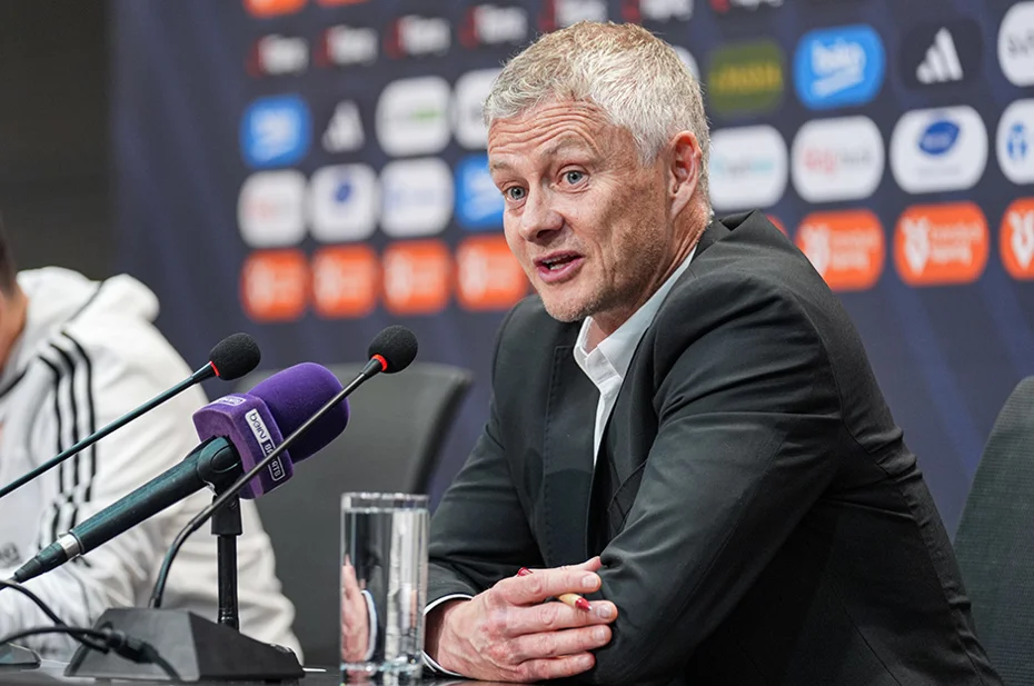 Solskjaer'den transfer ve Arda Turan sözleri - 1