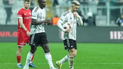 Beşiktaş'ın penaltıdan attığı gol neden geçersiz sayıldı? İşte IFAB'daki o kural