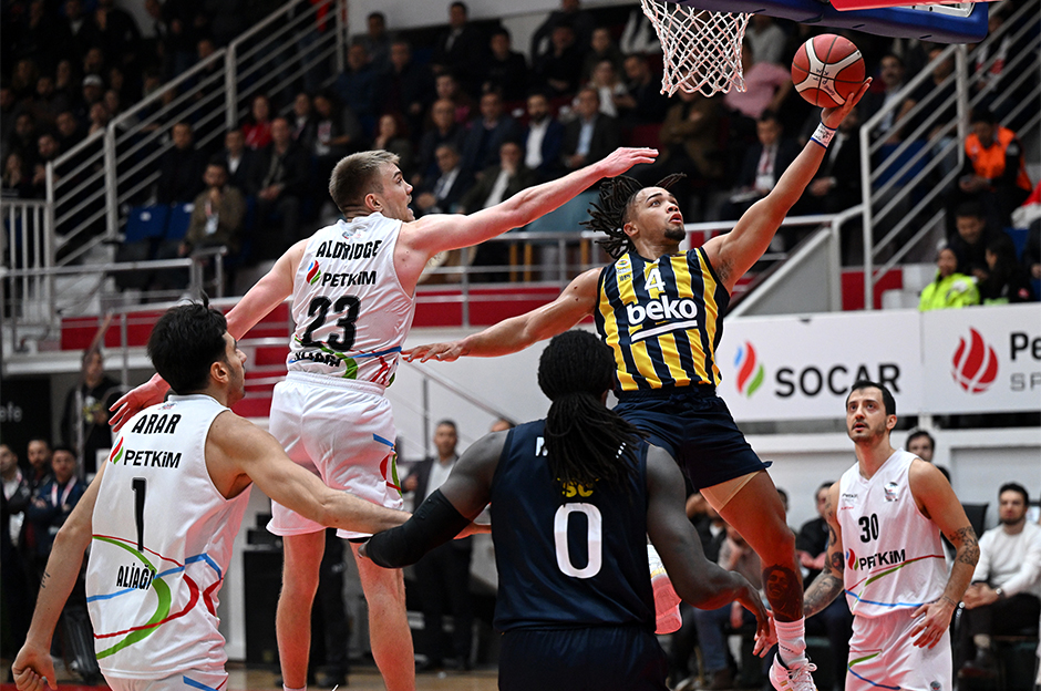 Fenerbahçe Beko'dan yeni yılın ilk galibiyeti