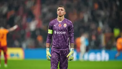 Fernando Muslera'ya taraftarlarından tepki sesleri: Muslera'nın hareketi gündem oldu