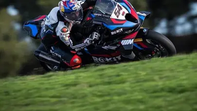 Toprak Razgatlıoğlu yarışı tamamlayamadı