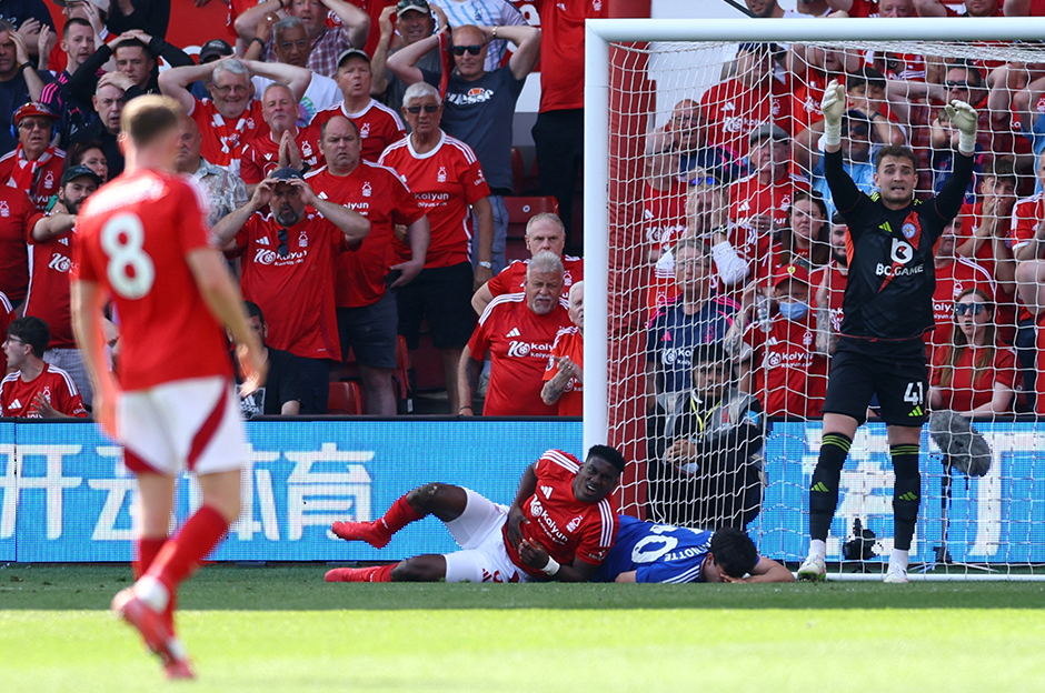 Talihsiz sakatlık yaşayan futbolcu yapay komaya alındı