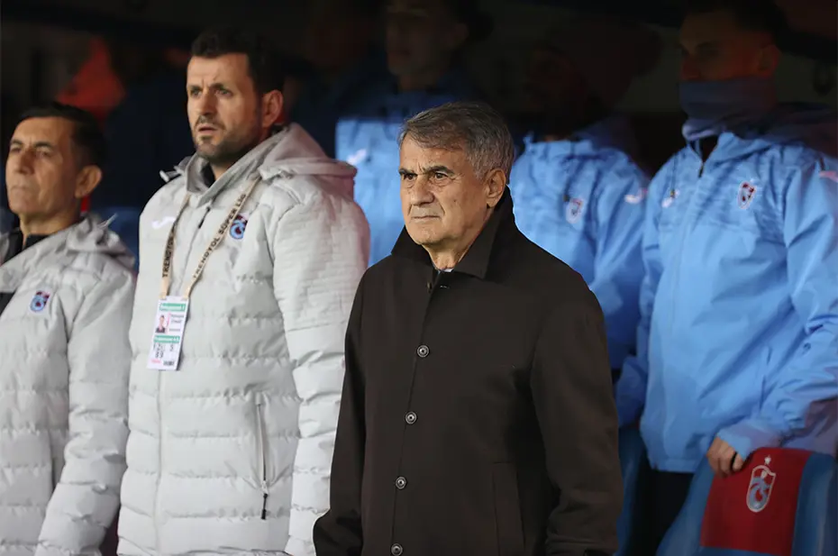 Şenol Güneş'ten maç sonu istifa yanıtı - 4