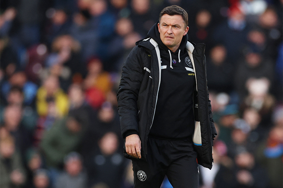 Premier Lig'de sezonun ilk ayrılığı