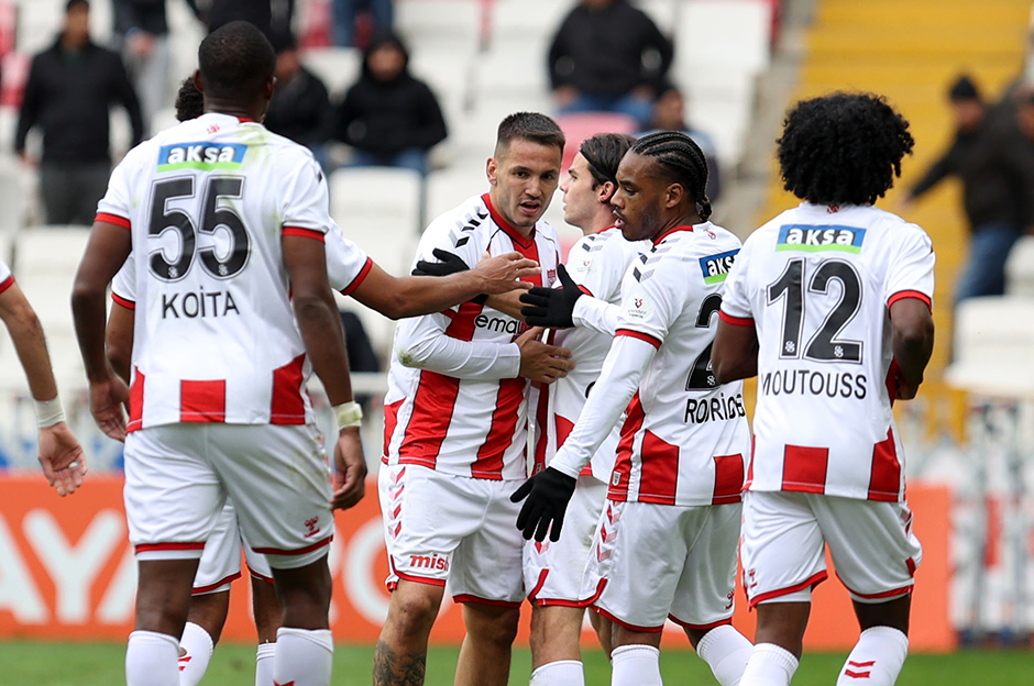Sivasspor - Samsunspor maçı ne zaman, saat kaçta? Sivasspor - Samsunspor maçı hangi kanalda?