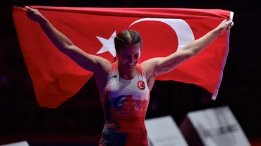 2024'ün en iyi kadın güreşçisi Buse Tosun Çavuşoğlu