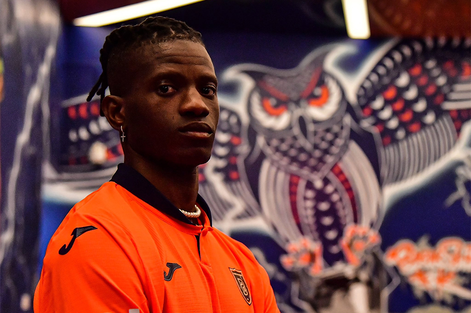 Başakşehir ayrılığı açıkladı