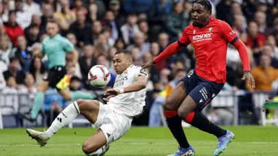 Enzo Boyomo kimdir, kaç yaşında? Enzo Boyomo hangi takımlarda oynadı? İşte, kariyeri