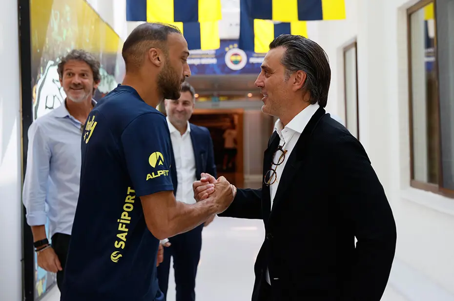 Fenerbahçe Tesisleri'nde Mourinho'ya sürpriz misafir - 11