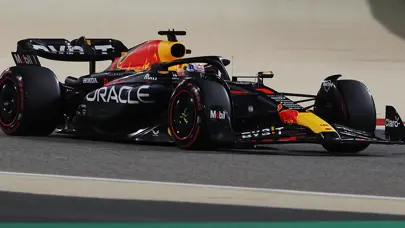 Bahreyn'de ilk sıra son şampiyon Verstappen'in