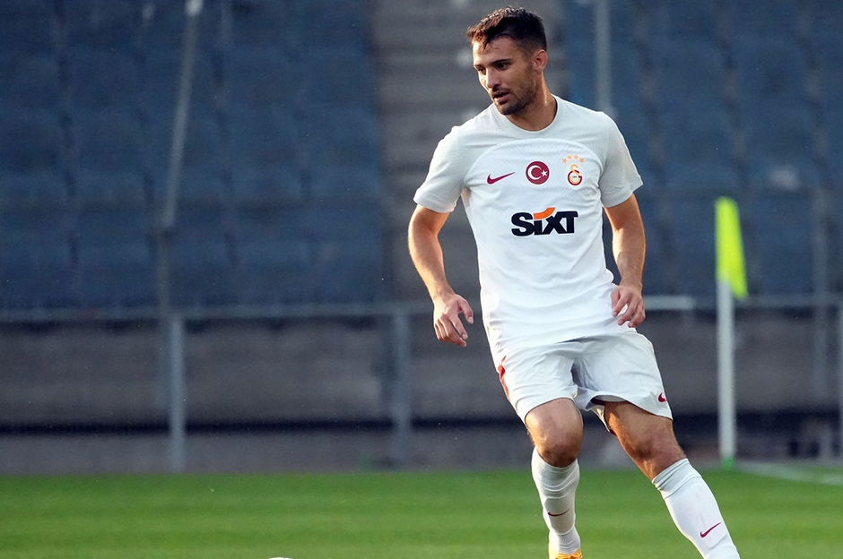 Galatasaray'da Leo Dubois ihtimali